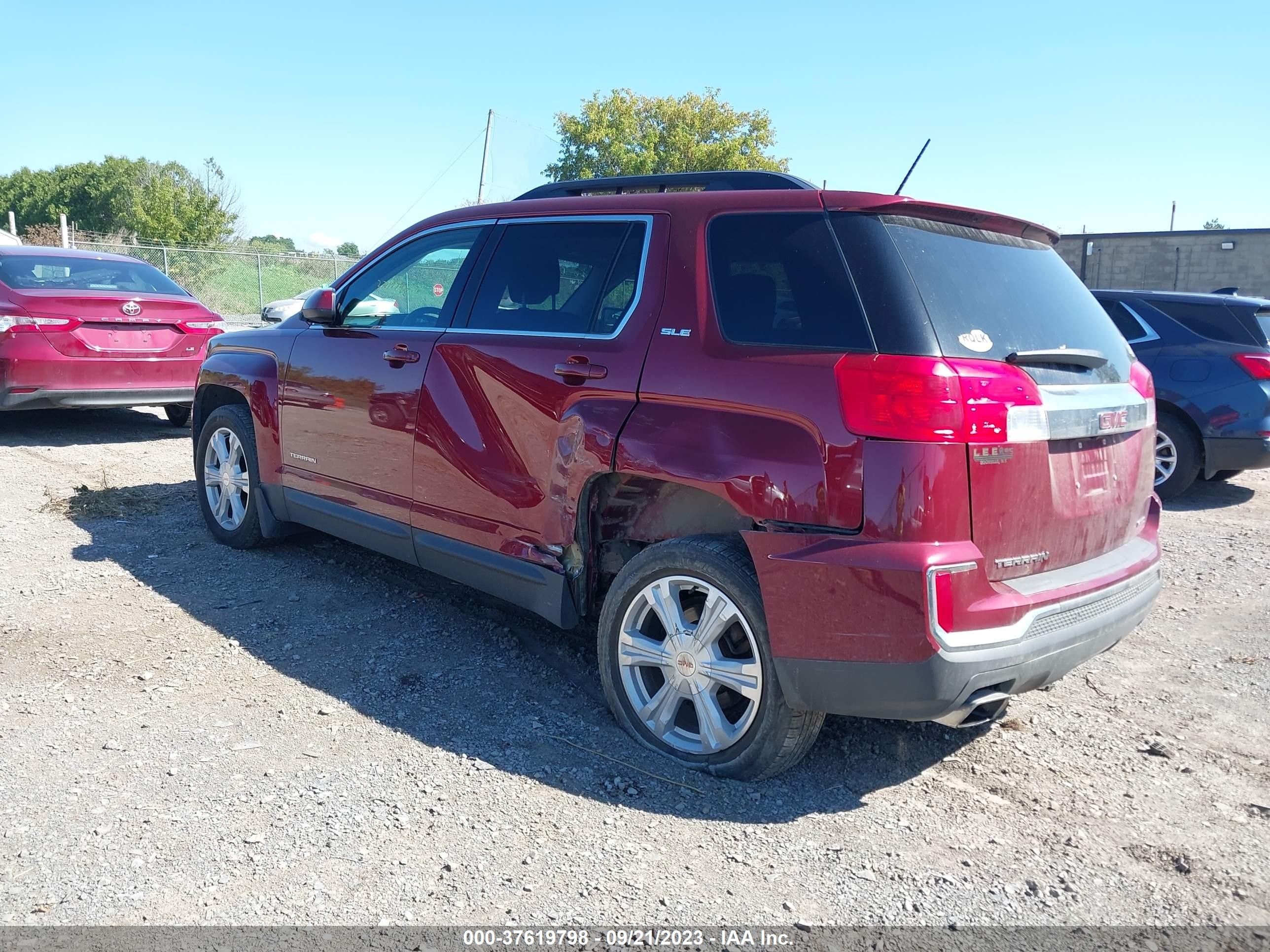 Photo 2 VIN: 2GKFLTEK0H6189446 - GMC TERRAIN 