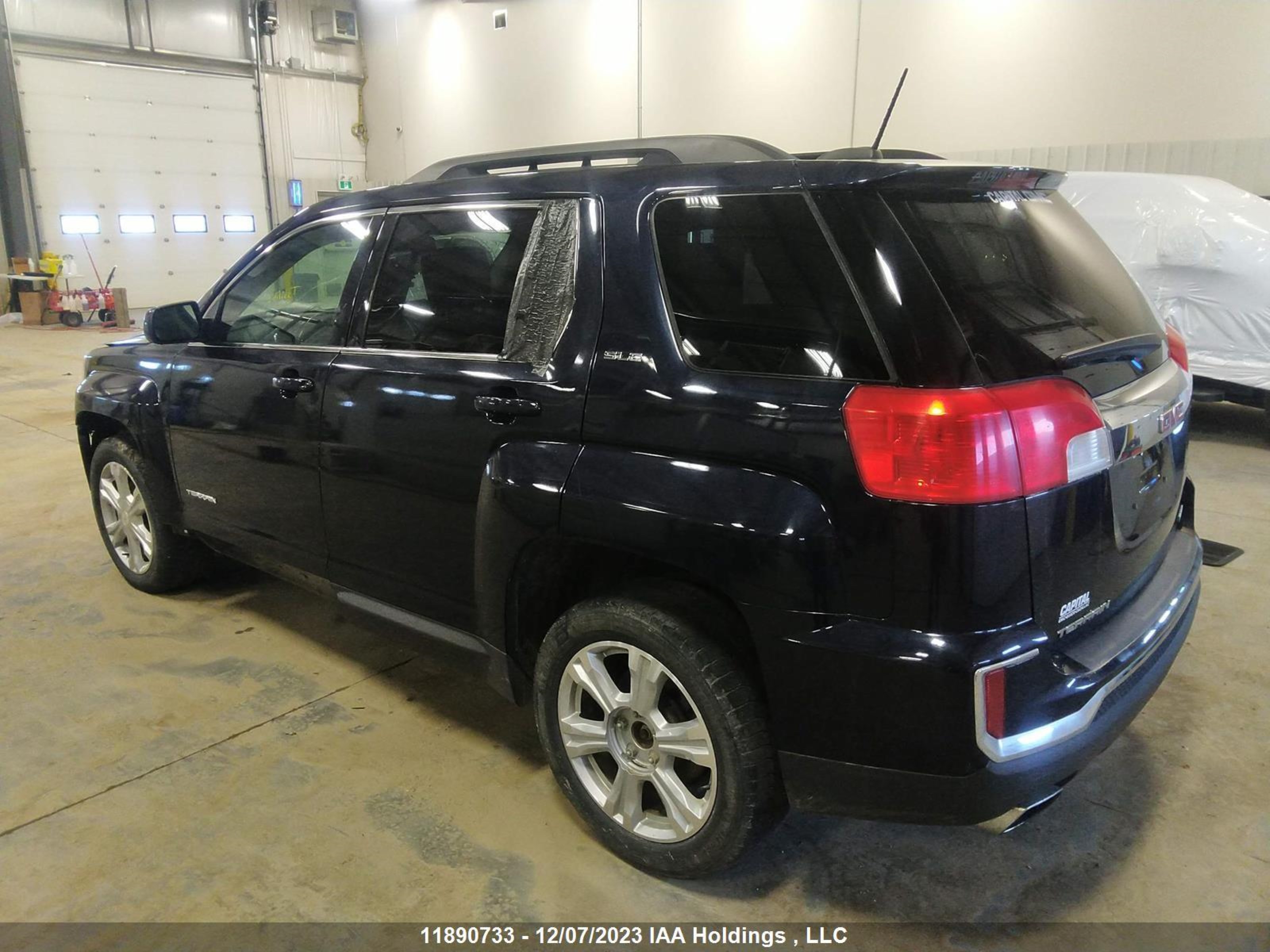 Photo 2 VIN: 2GKFLTEK2H6300059 - GMC TERRAIN 