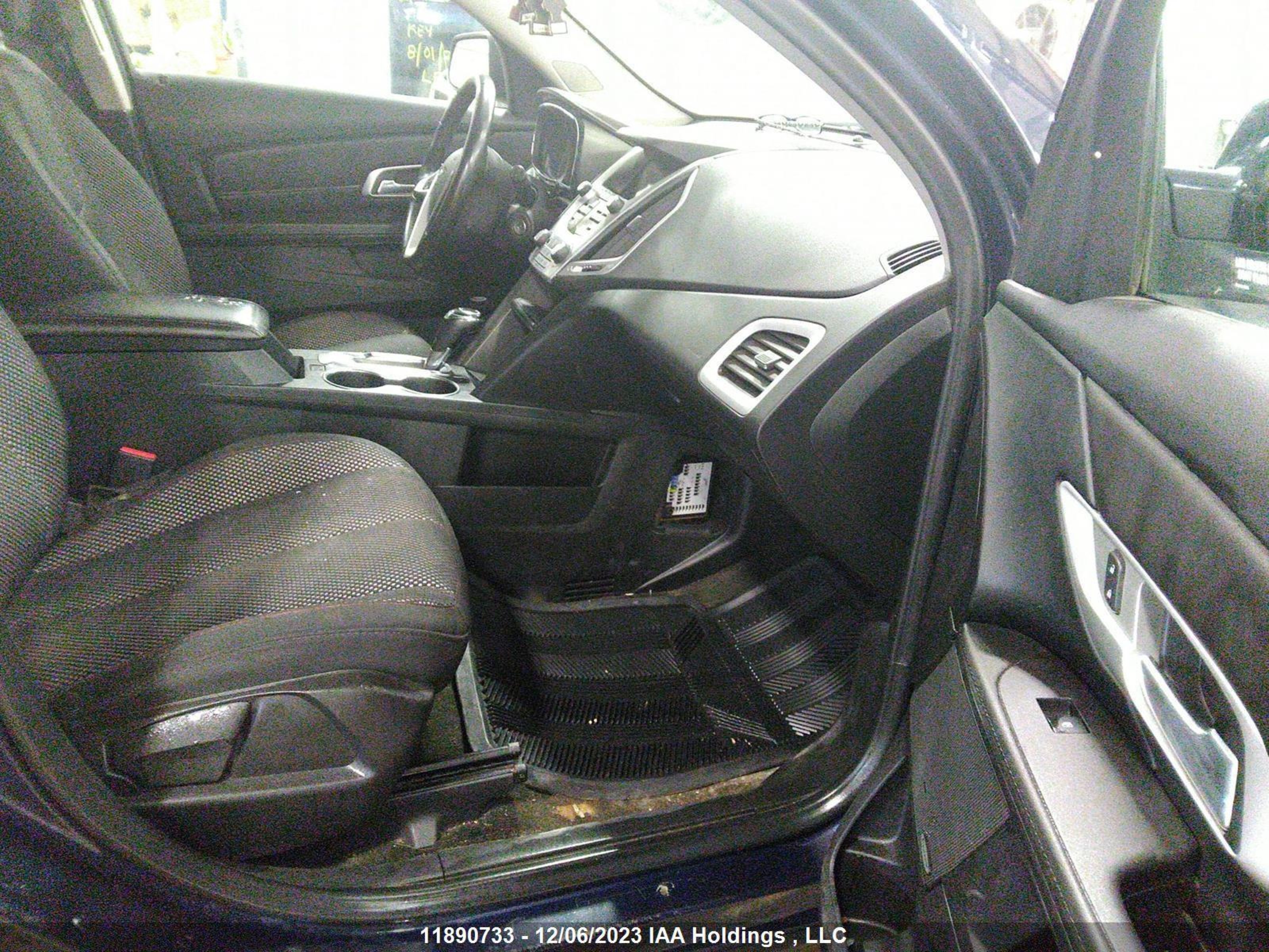 Photo 4 VIN: 2GKFLTEK2H6300059 - GMC TERRAIN 