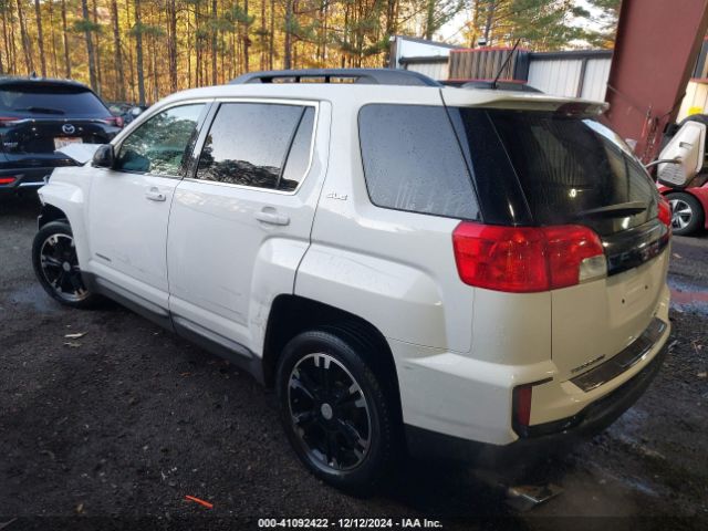 Photo 2 VIN: 2GKFLTEK8H6330330 - GMC TERRAIN 