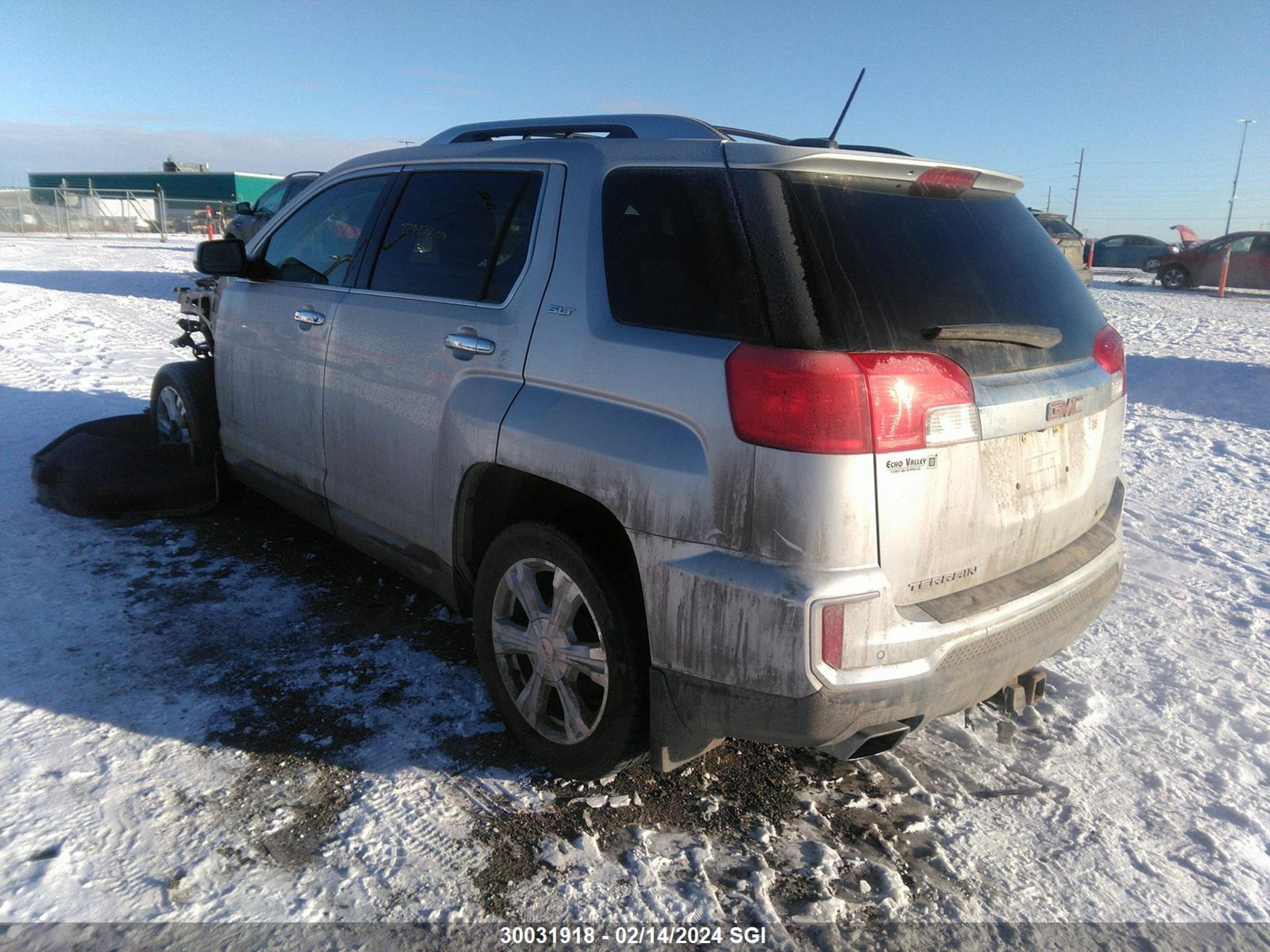 Photo 2 VIN: 2GKFLUE33H6146962 - GMC TERRAIN 