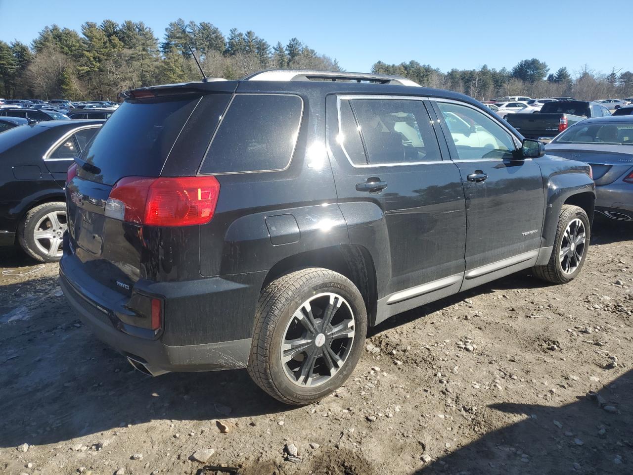 Photo 2 VIN: 2GKFLUE34H6208062 - GMC TERRAIN 