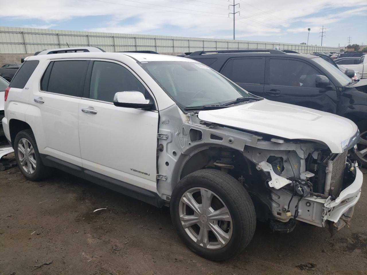 Photo 3 VIN: 2GKFLUE37G6136062 - GMC TERRAIN 