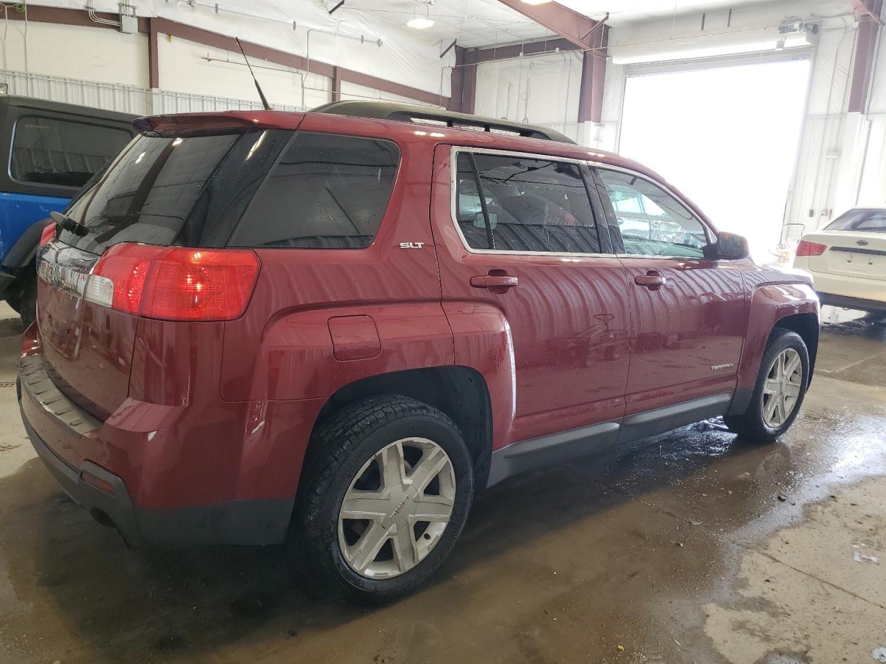 Photo 2 VIN: 2GKFLUE50C6365453 - GMC TERRAIN 