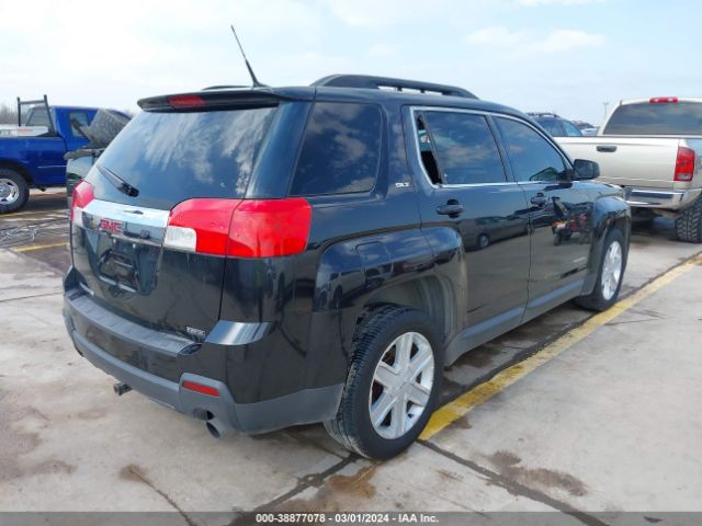 Photo 3 VIN: 2GKFLUE5XC6157726 - GMC TERRAIN 