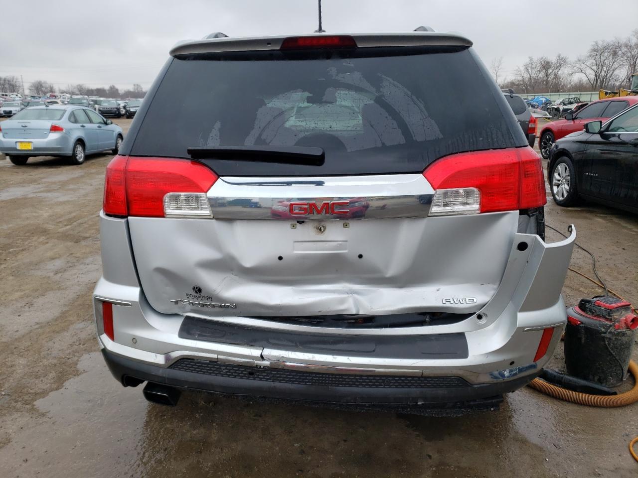 Photo 5 VIN: 2GKFLUEK8H6144891 - GMC TERRAIN 