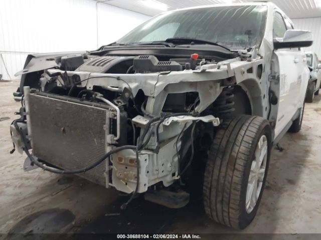 Photo 5 VIN: 2GKFLUEK9H6216133 - GMC TERRAIN 