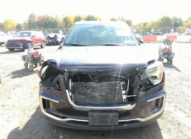 Photo 5 VIN: 2GKFLUEKXG6175591 - GMC TERRAIN 