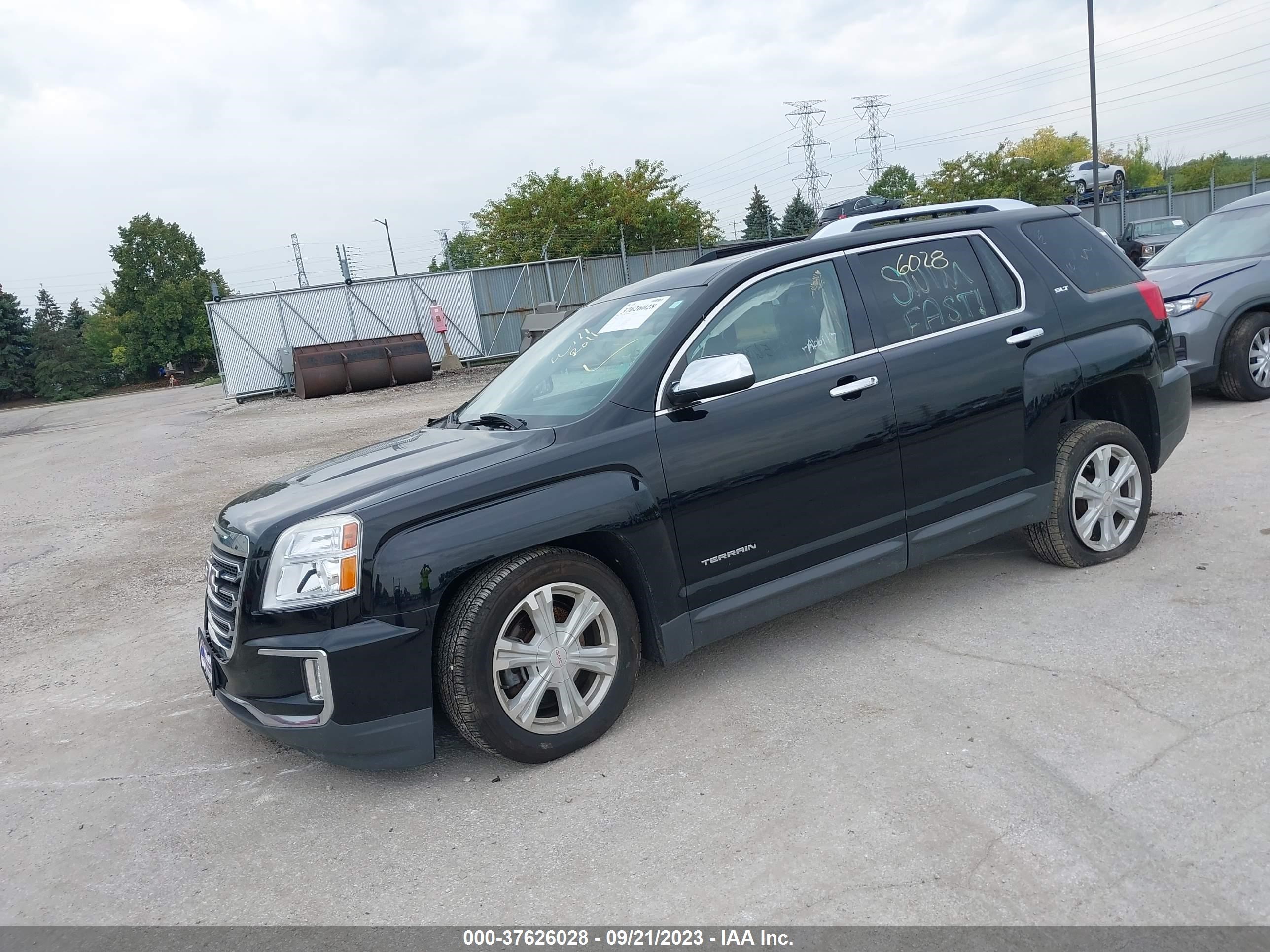 Photo 1 VIN: 2GKFLUEKXG6291843 - GMC TERRAIN 