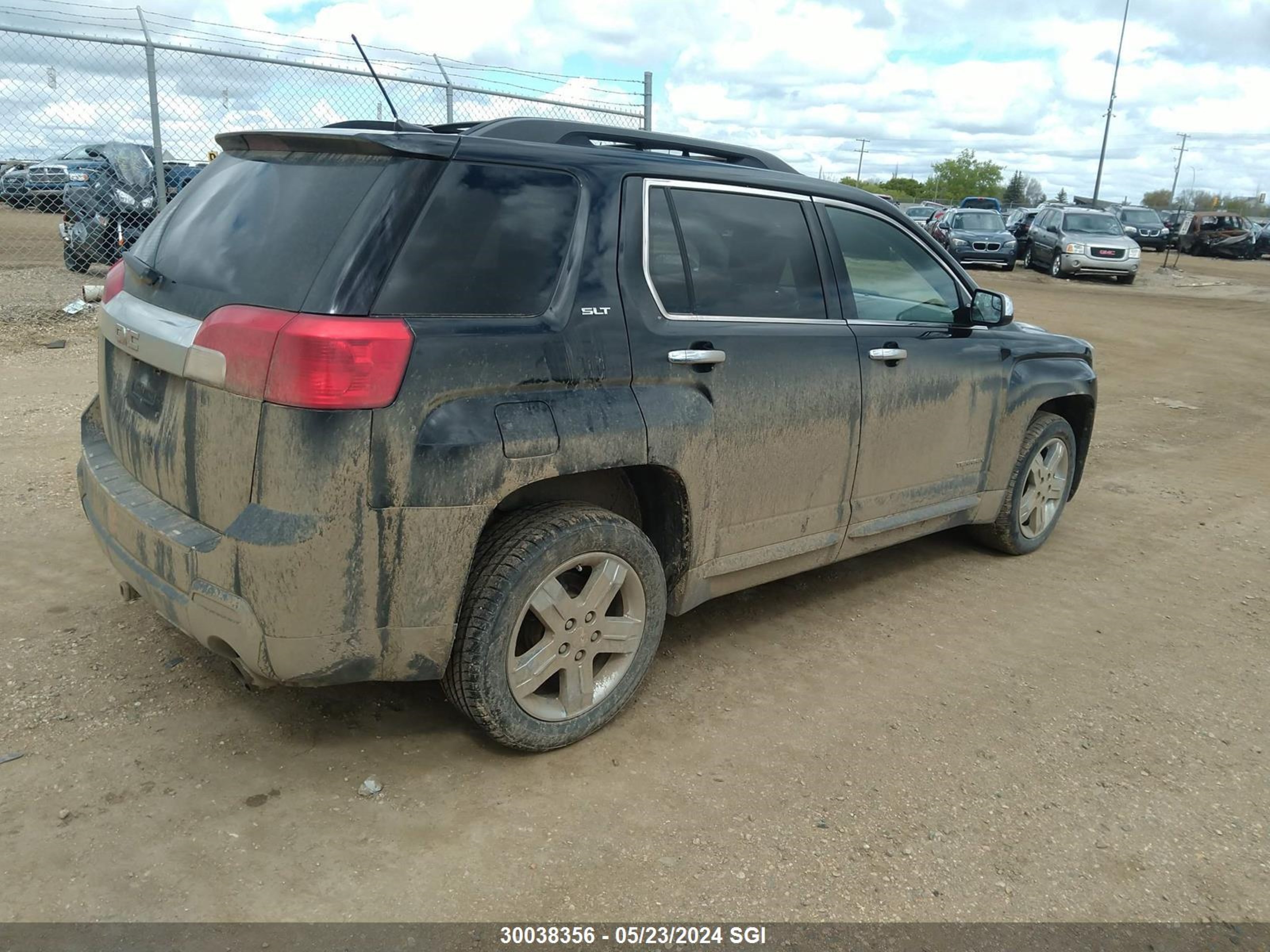 Photo 3 VIN: 2GKFLVE3XD6324527 - GMC TERRAIN 