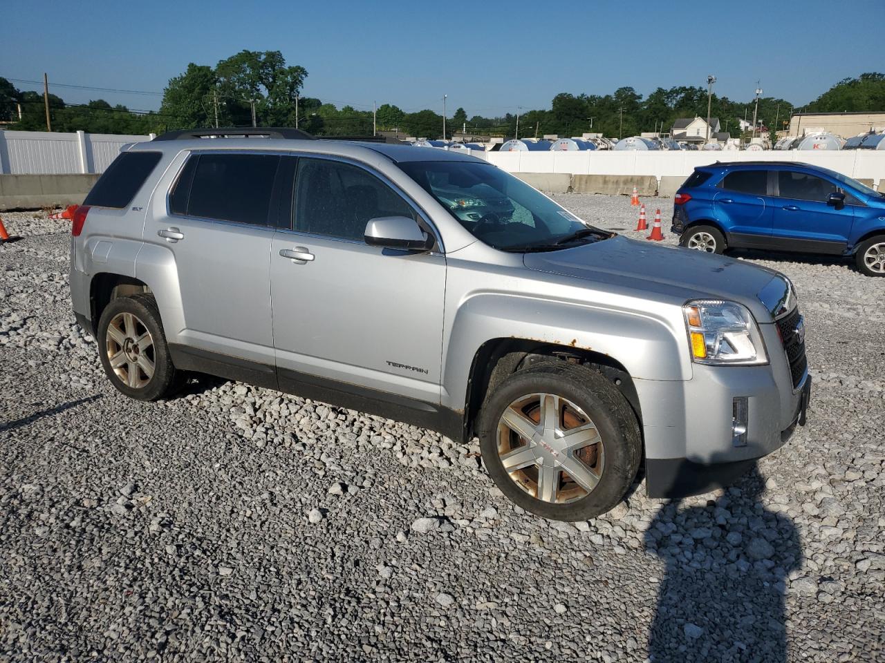 Photo 3 VIN: 2GKFLVE59C6197334 - GMC TERRAIN 