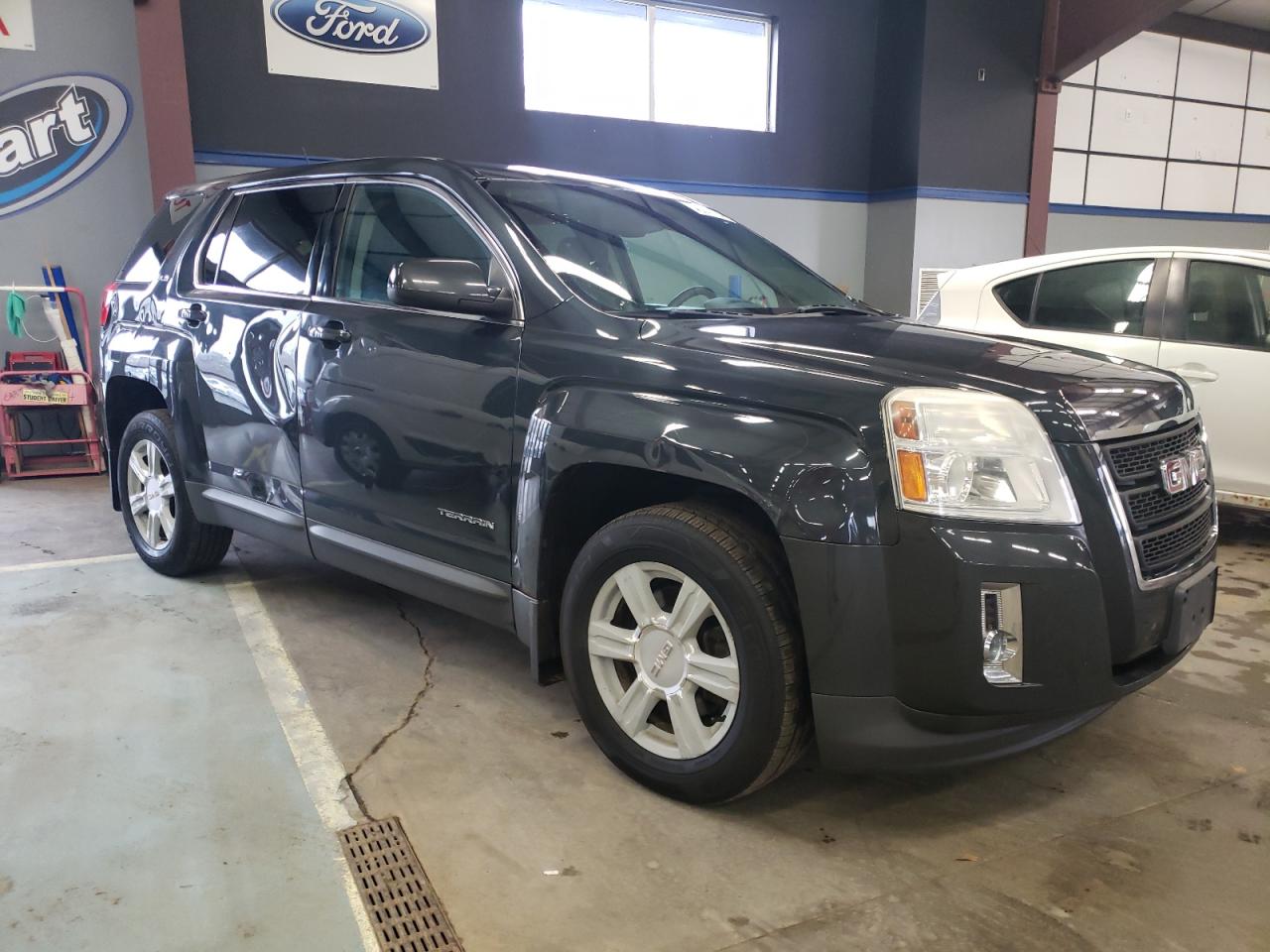 Photo 3 VIN: 2GKFLVEK2E6338821 - GMC TERRAIN 