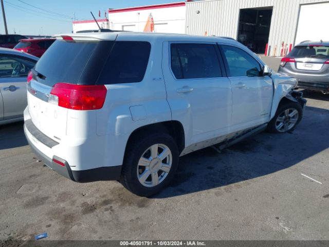 Photo 3 VIN: 2GKFLVEK4F6327868 - GMC TERRAIN 