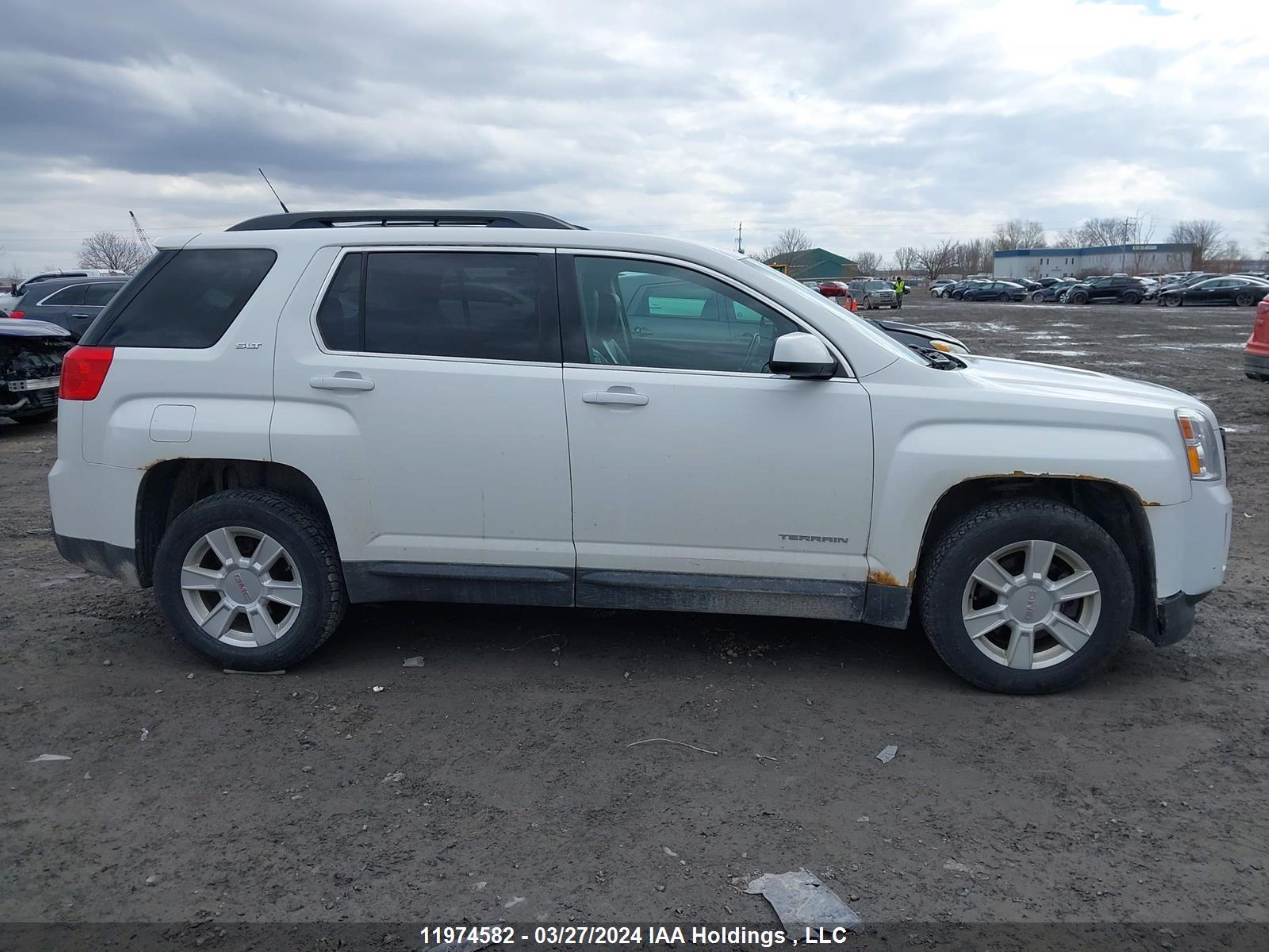 Photo 12 VIN: 2GKFLVEK6D6113560 - GMC TERRAIN 