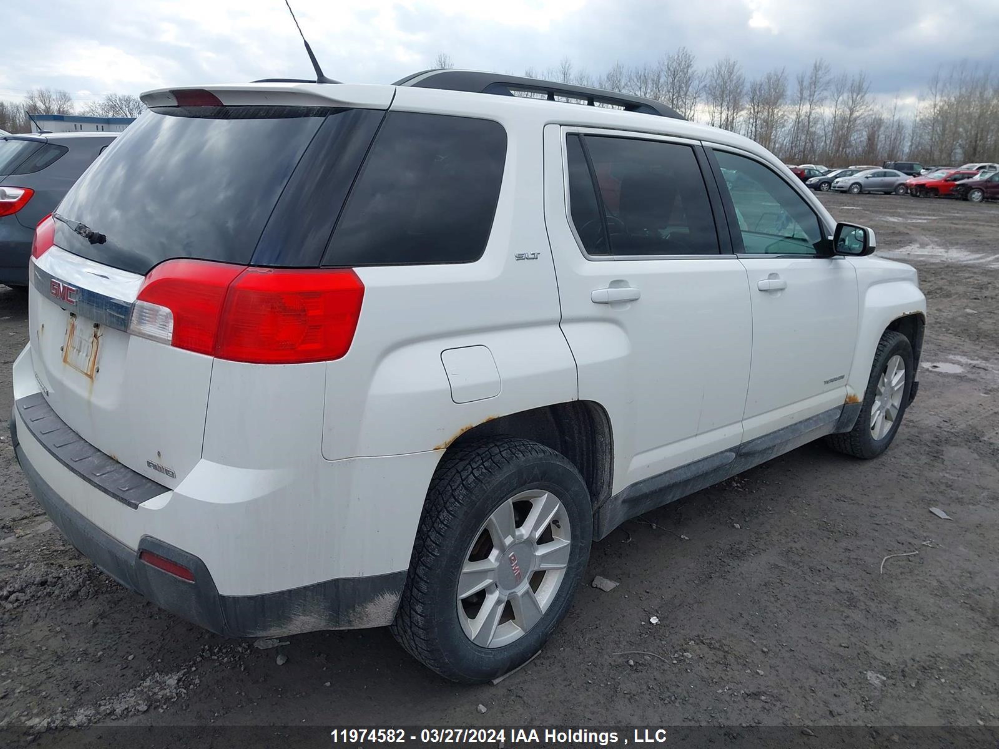 Photo 3 VIN: 2GKFLVEK6D6113560 - GMC TERRAIN 