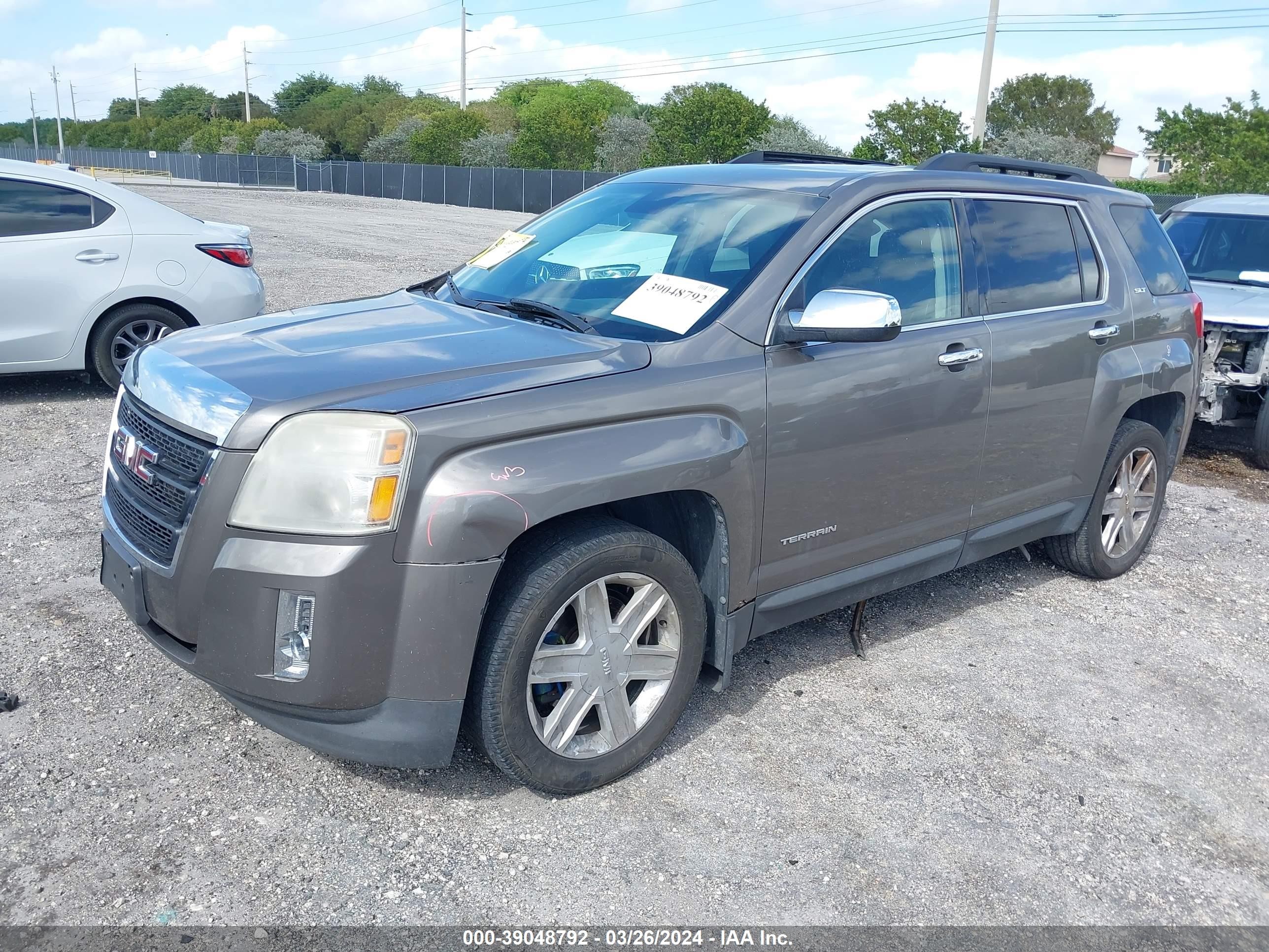 Photo 1 VIN: 2GKFLVEK7C6103179 - GMC TERRAIN 