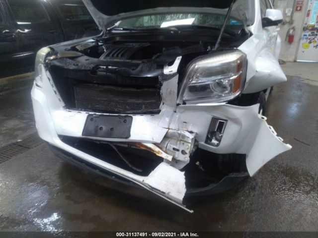 Photo 5 VIN: 2GKFLVEK9C6271499 - GMC TERRAIN 