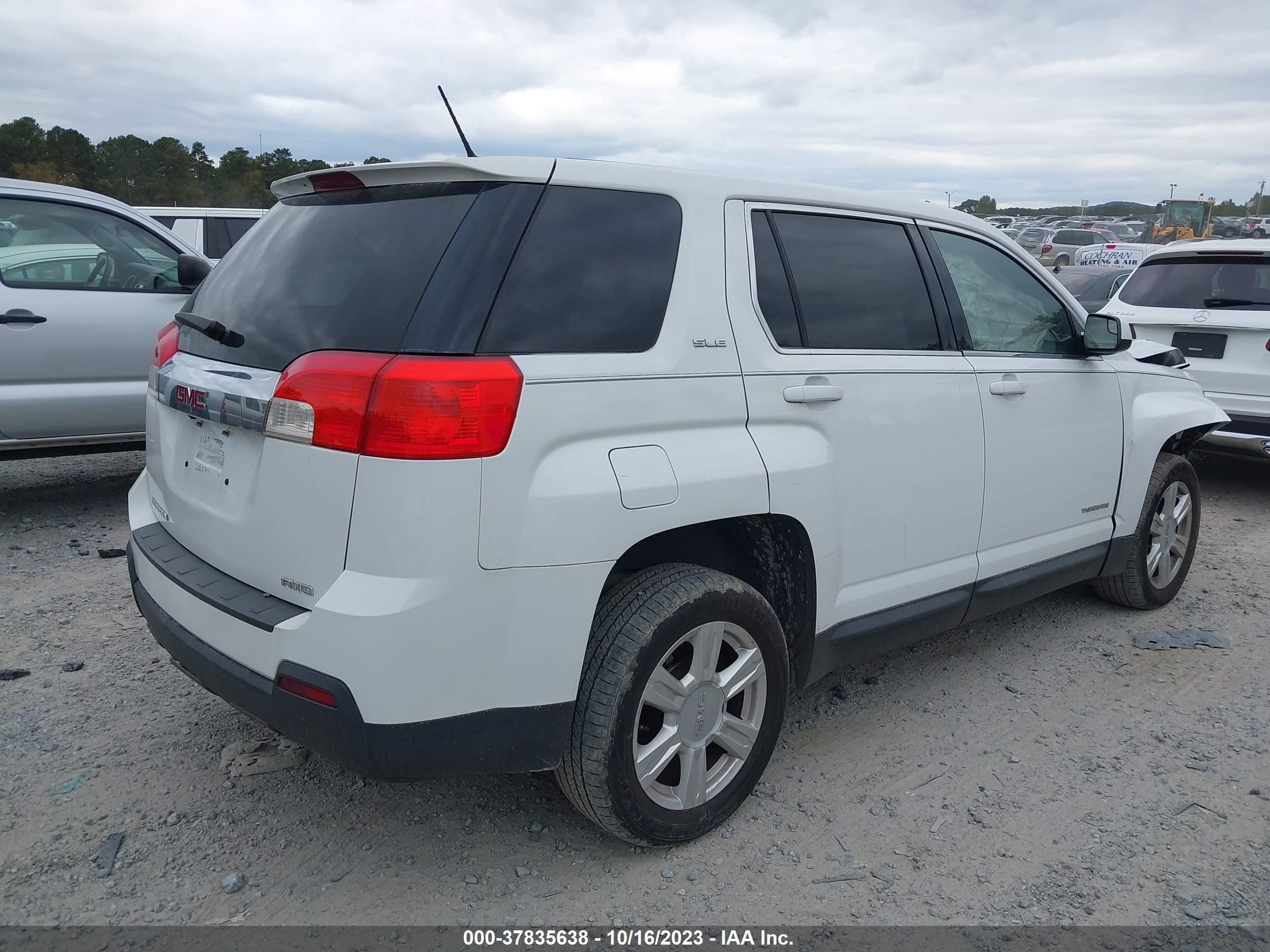 Photo 3 VIN: 2GKFLVEKXE6342082 - GMC TERRAIN 