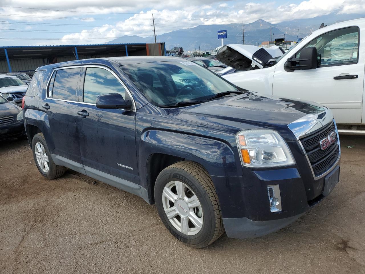 Photo 3 VIN: 2GKFLVEKXF6372457 - GMC TERRAIN 