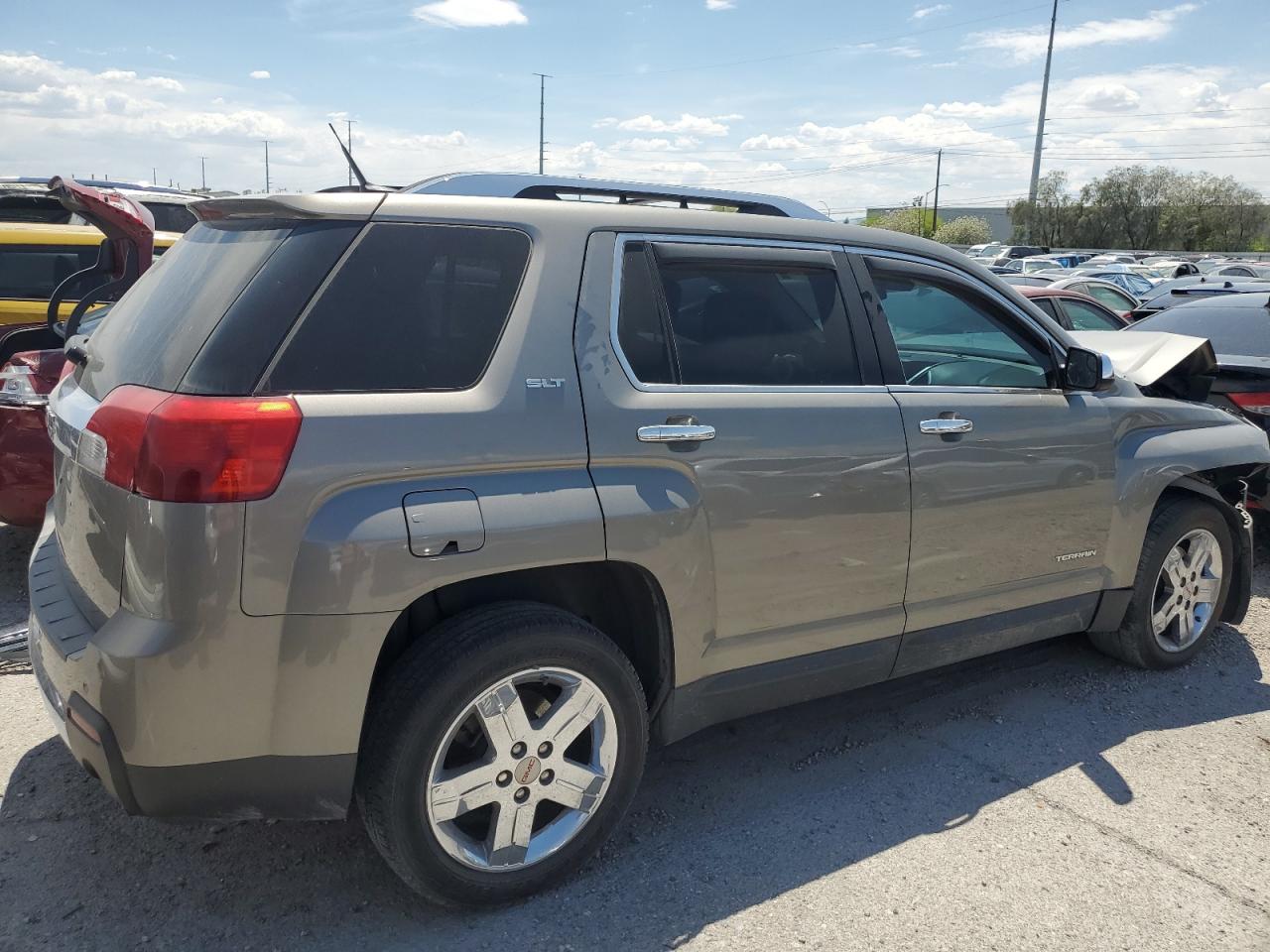 Photo 2 VIN: 2GKFLWE55C6334808 - GMC TERRAIN 