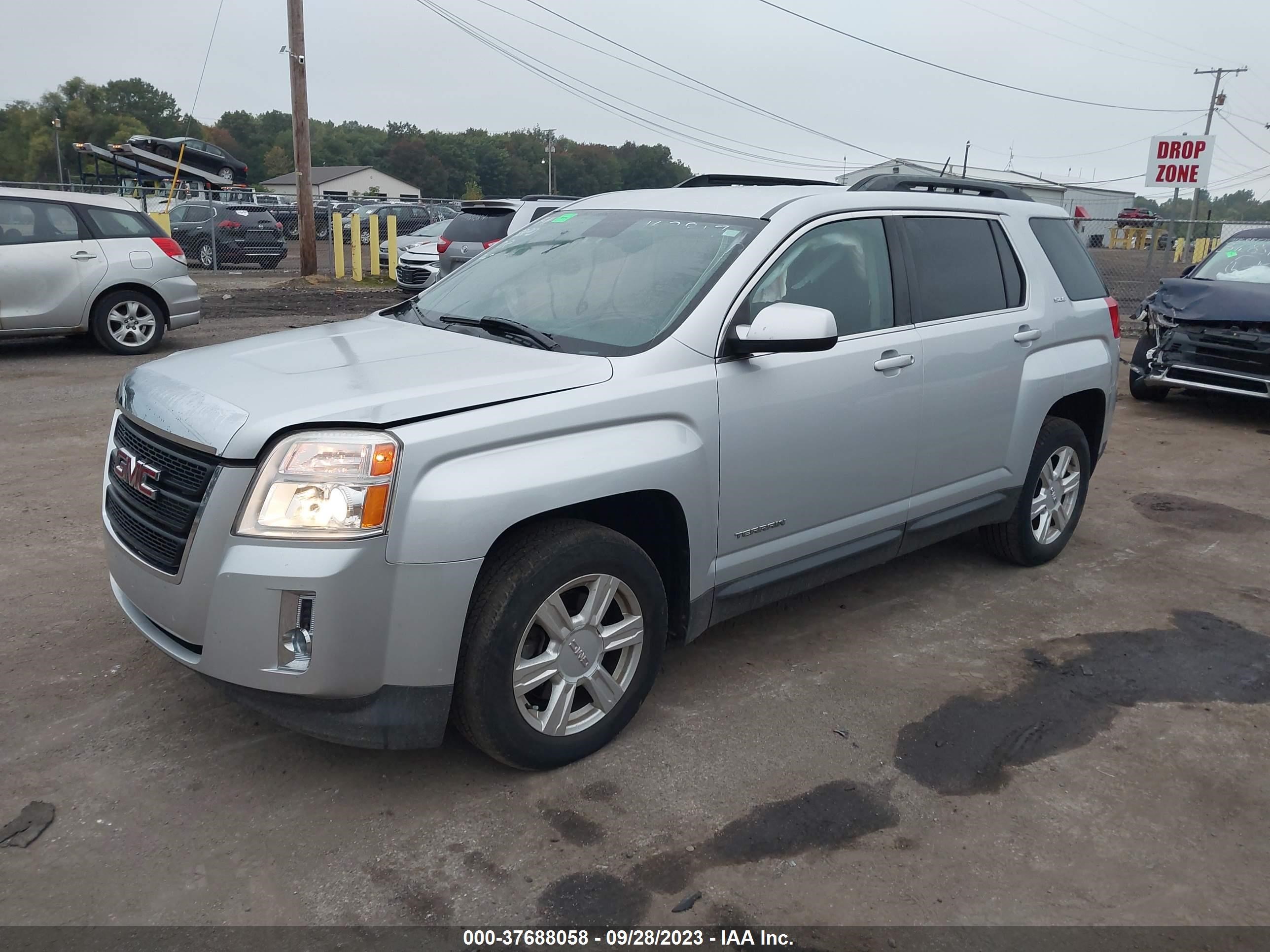 Photo 1 VIN: 2GKFLWEK2F6163817 - GMC TERRAIN 