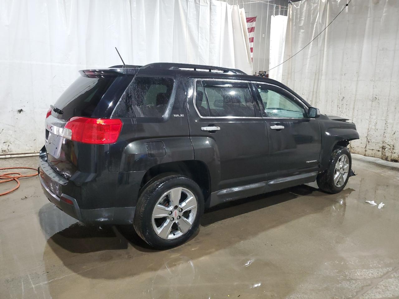 Photo 2 VIN: 2GKFLWEK3F6379448 - GMC TERRAIN 