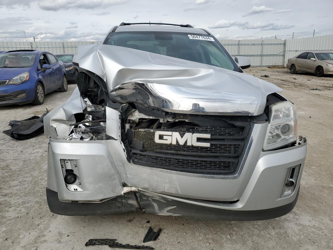 Photo 4 VIN: 2GKFLWEK5E6112391 - GMC TERRAIN 