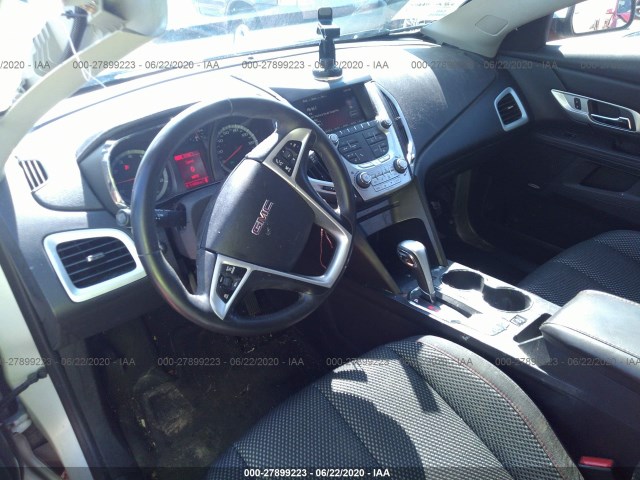 Photo 4 VIN: 2GKFLWEK8F6304650 - GMC TERRAIN 