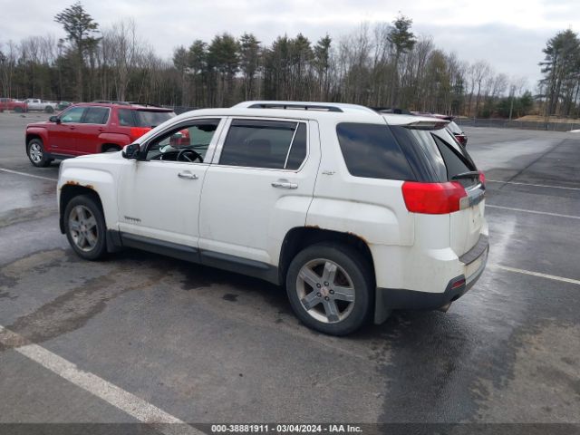 Photo 2 VIN: 2GKFLXE35D6122321 - GMC TERRAIN 