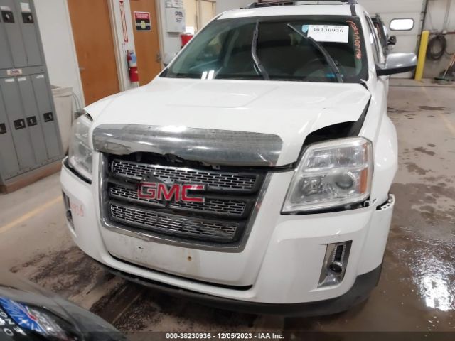 Photo 5 VIN: 2GKFLXE50C6348590 - GMC TERRAIN 