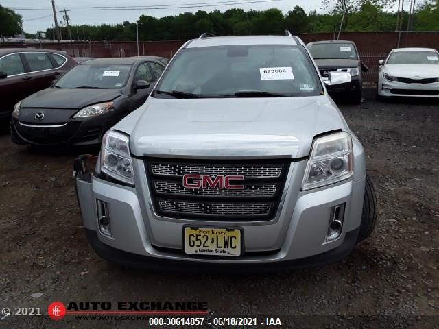 Photo 2 VIN: 2GKFLXE52C6159262 - GMC TERRAIN 