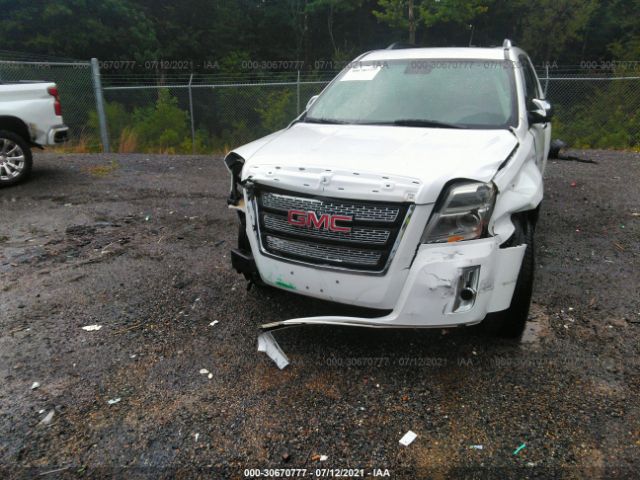 Photo 5 VIN: 2GKFLXE5XC6107913 - GMC TERRAIN 