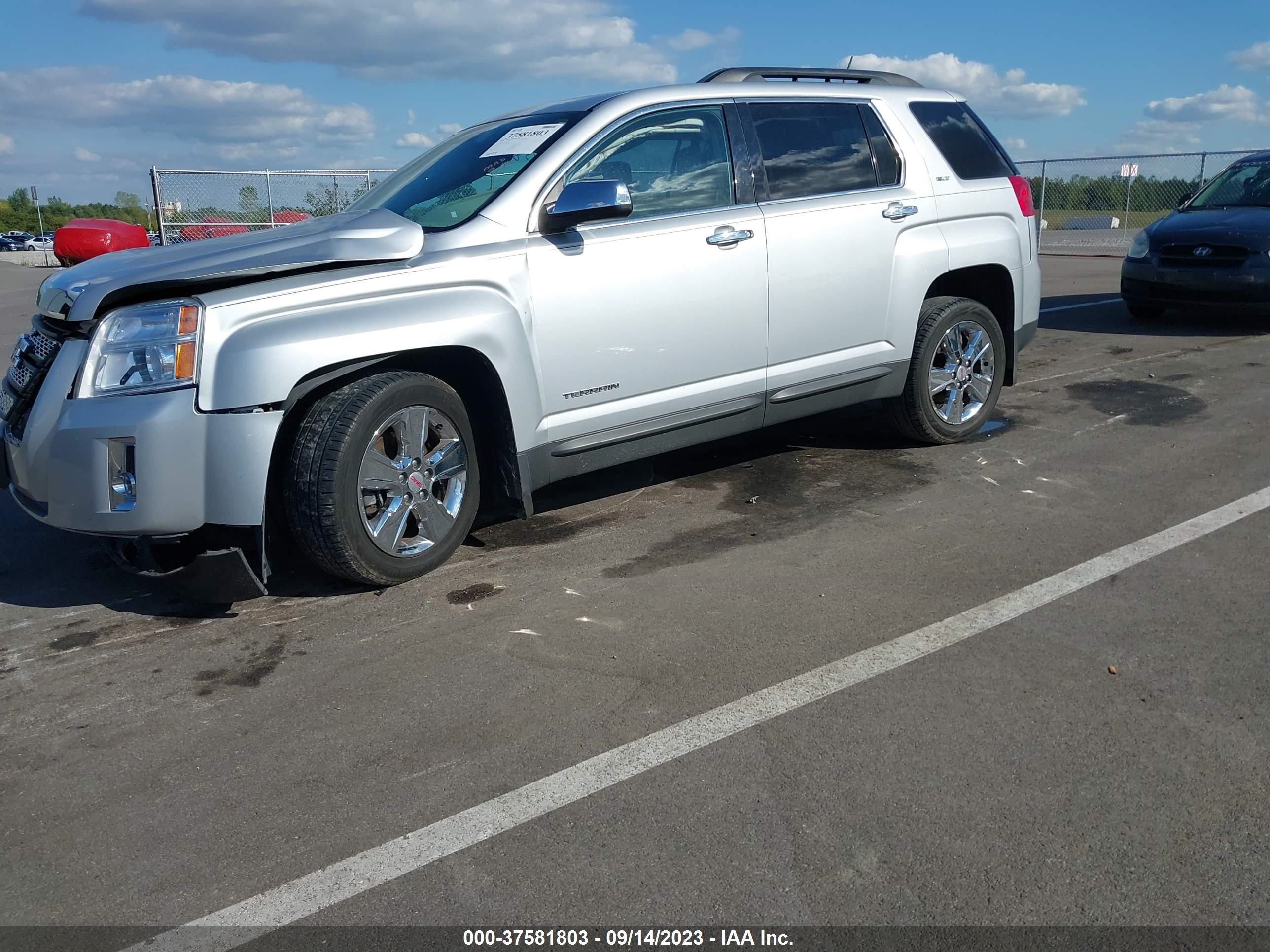 Photo 1 VIN: 2GKFLXEK1F6242675 - GMC TERRAIN 