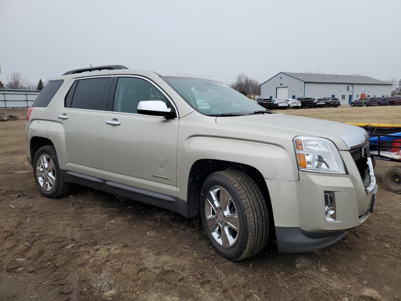 Photo 3 VIN: 2GKFLXEK8F6404141 - GMC TERRAIN 