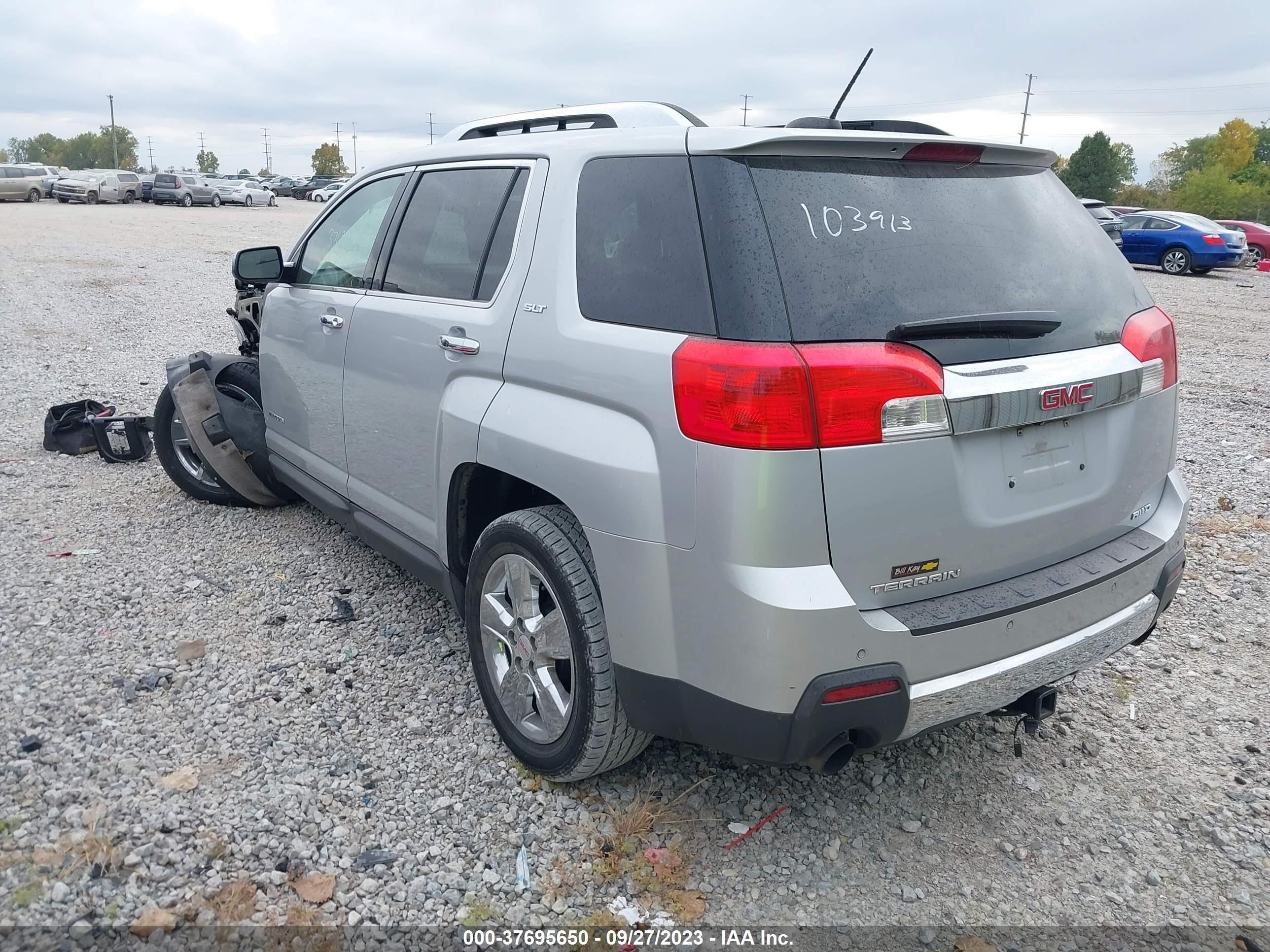 Photo 2 VIN: 2GKFLYE30F6103913 - GMC TERRAIN 