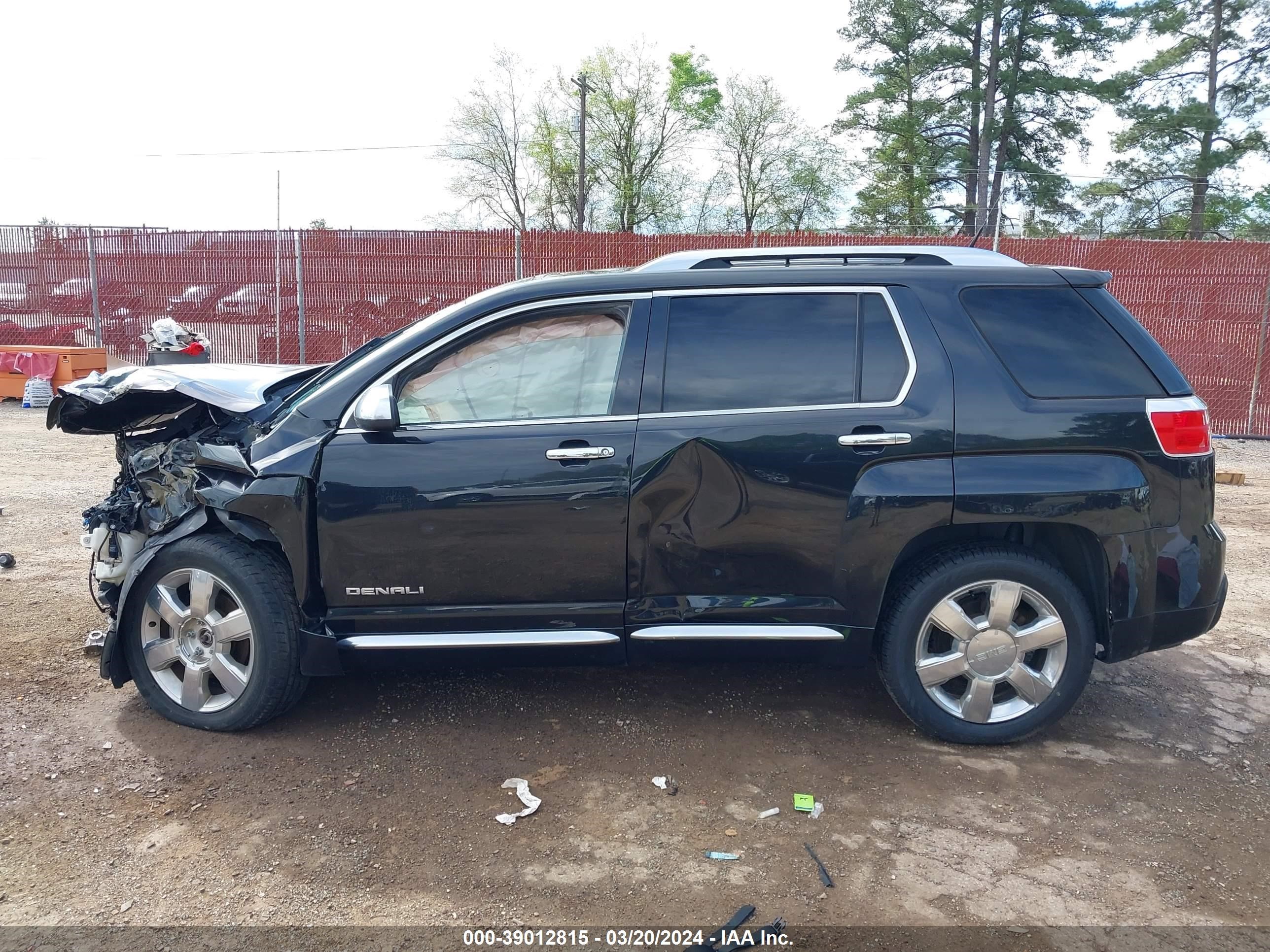 Photo 13 VIN: 2GKFLYE34D6123174 - GMC TERRAIN 