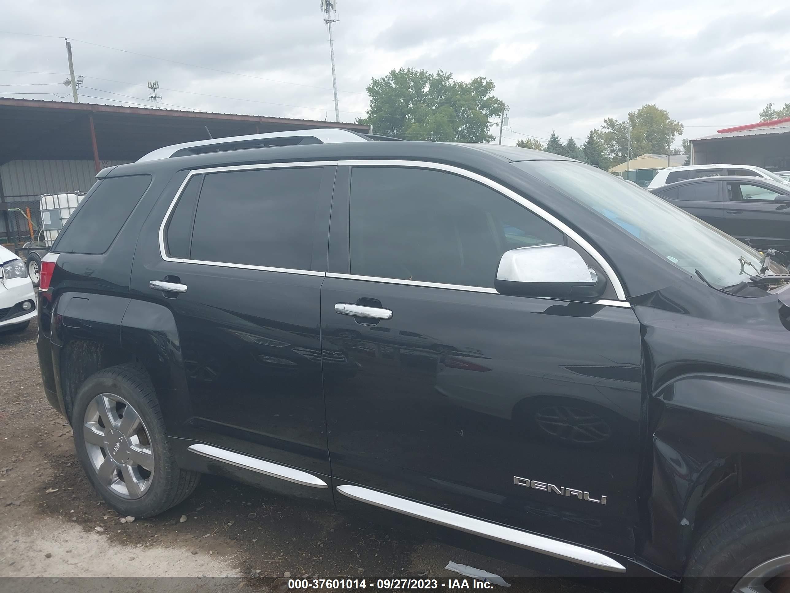 Photo 13 VIN: 2GKFLZE31E6166247 - GMC TERRAIN 