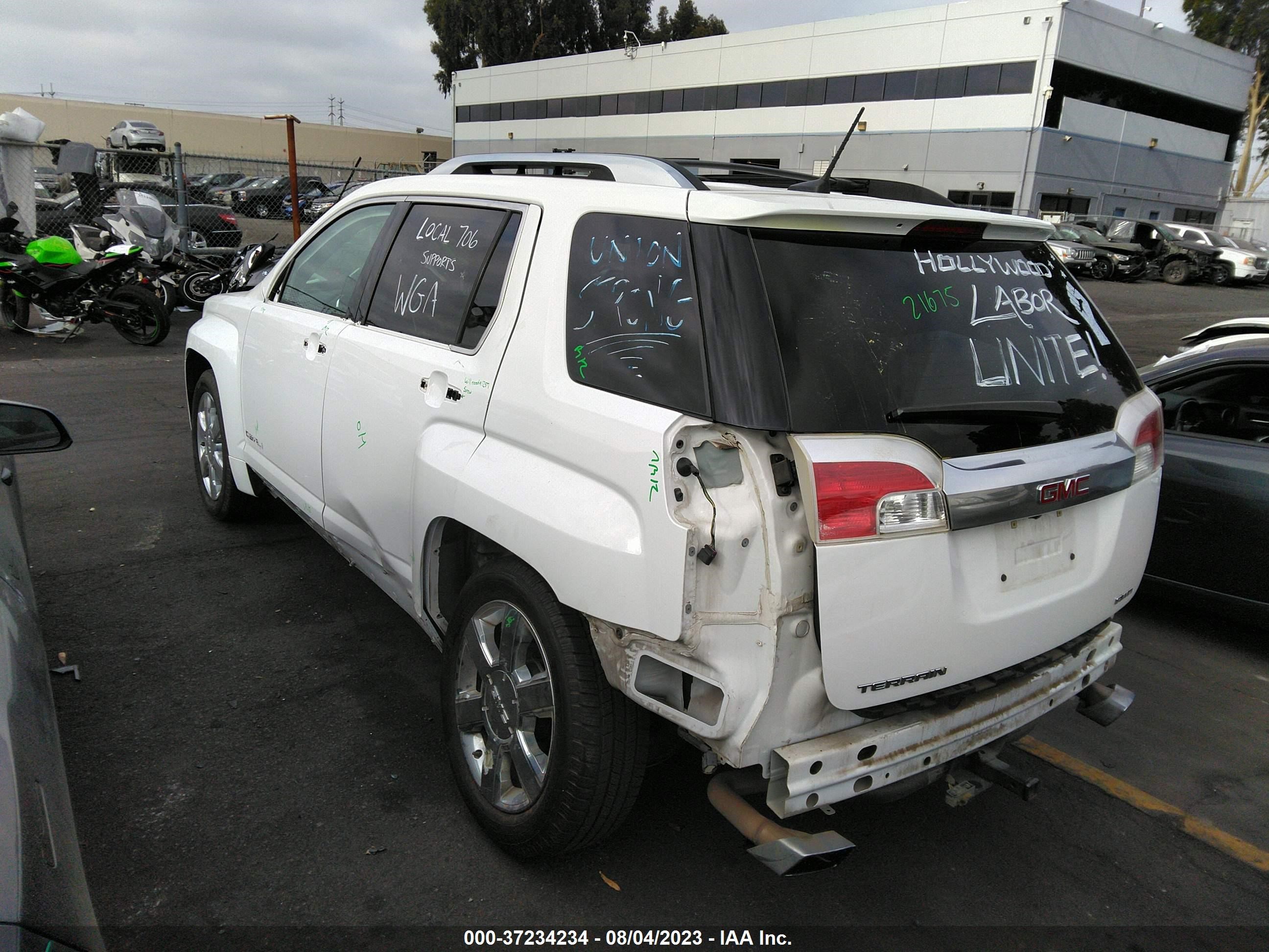 Photo 2 VIN: 2GKFLZE38D6316482 - GMC TERRAIN 