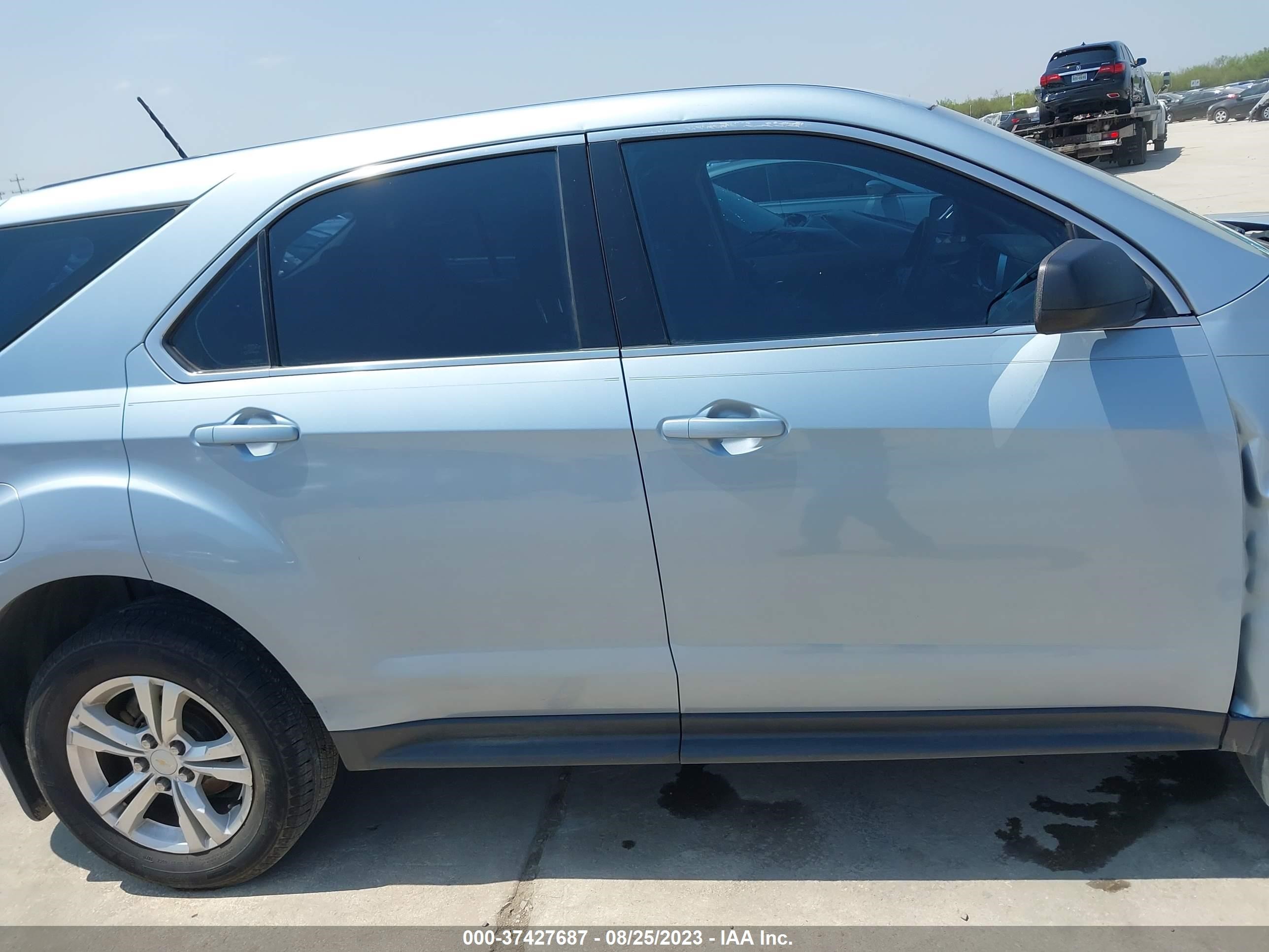 Photo 12 VIN: 2GNALAEK0F6174881 - CHEVROLET EQUINOX 