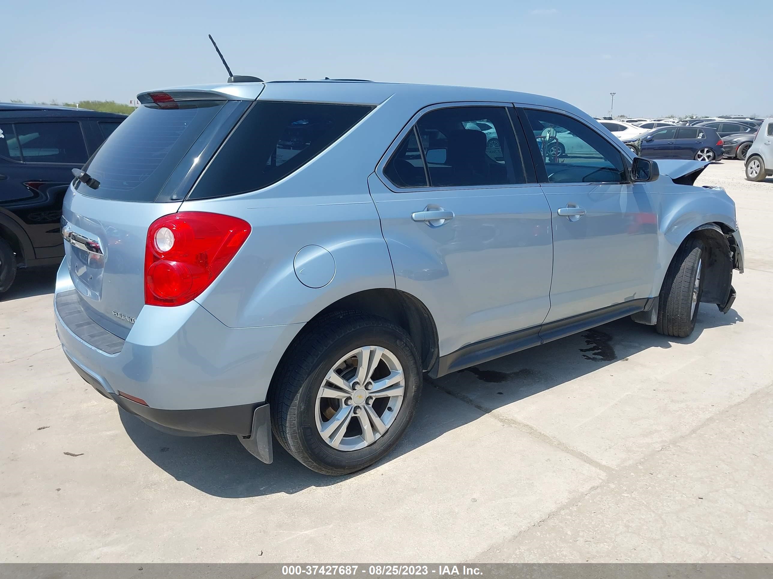 Photo 3 VIN: 2GNALAEK0F6174881 - CHEVROLET EQUINOX 