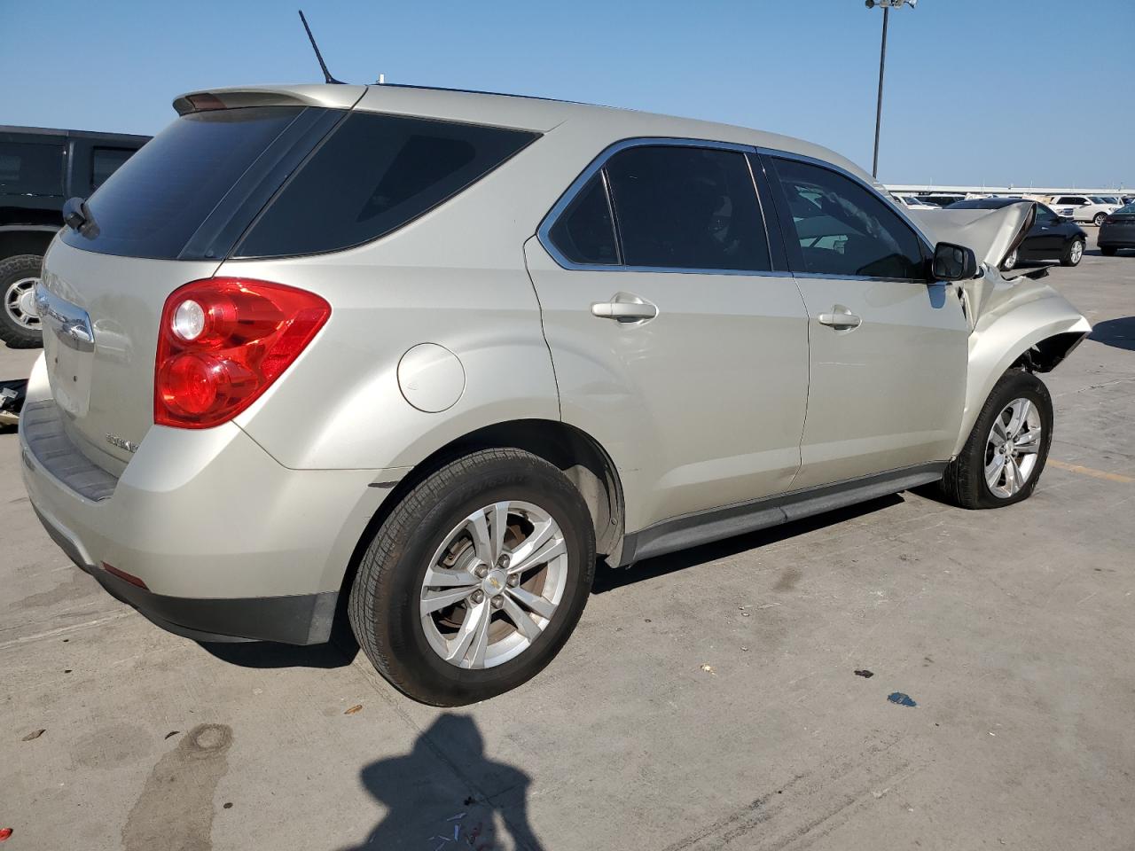 Photo 2 VIN: 2GNALAEK2E6269327 - CHEVROLET EQUINOX 