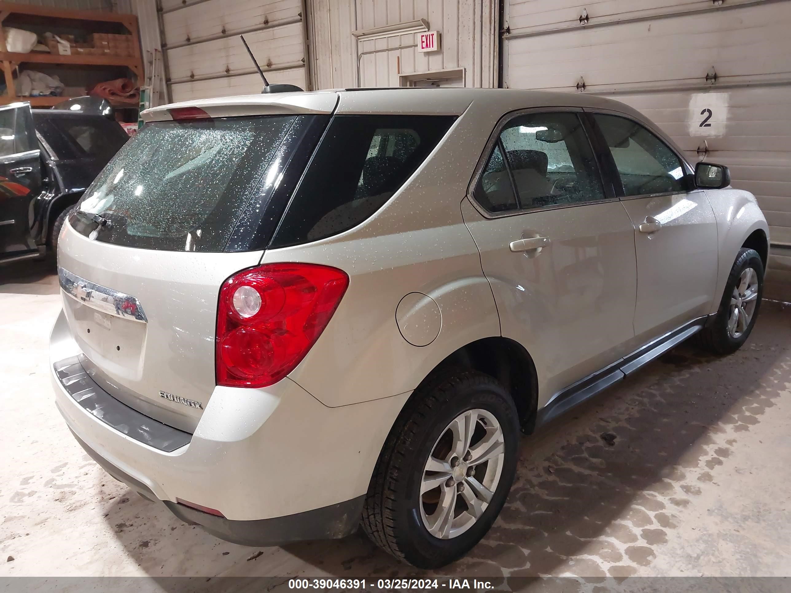 Photo 3 VIN: 2GNALAEK2F1158873 - CHEVROLET EQUINOX 