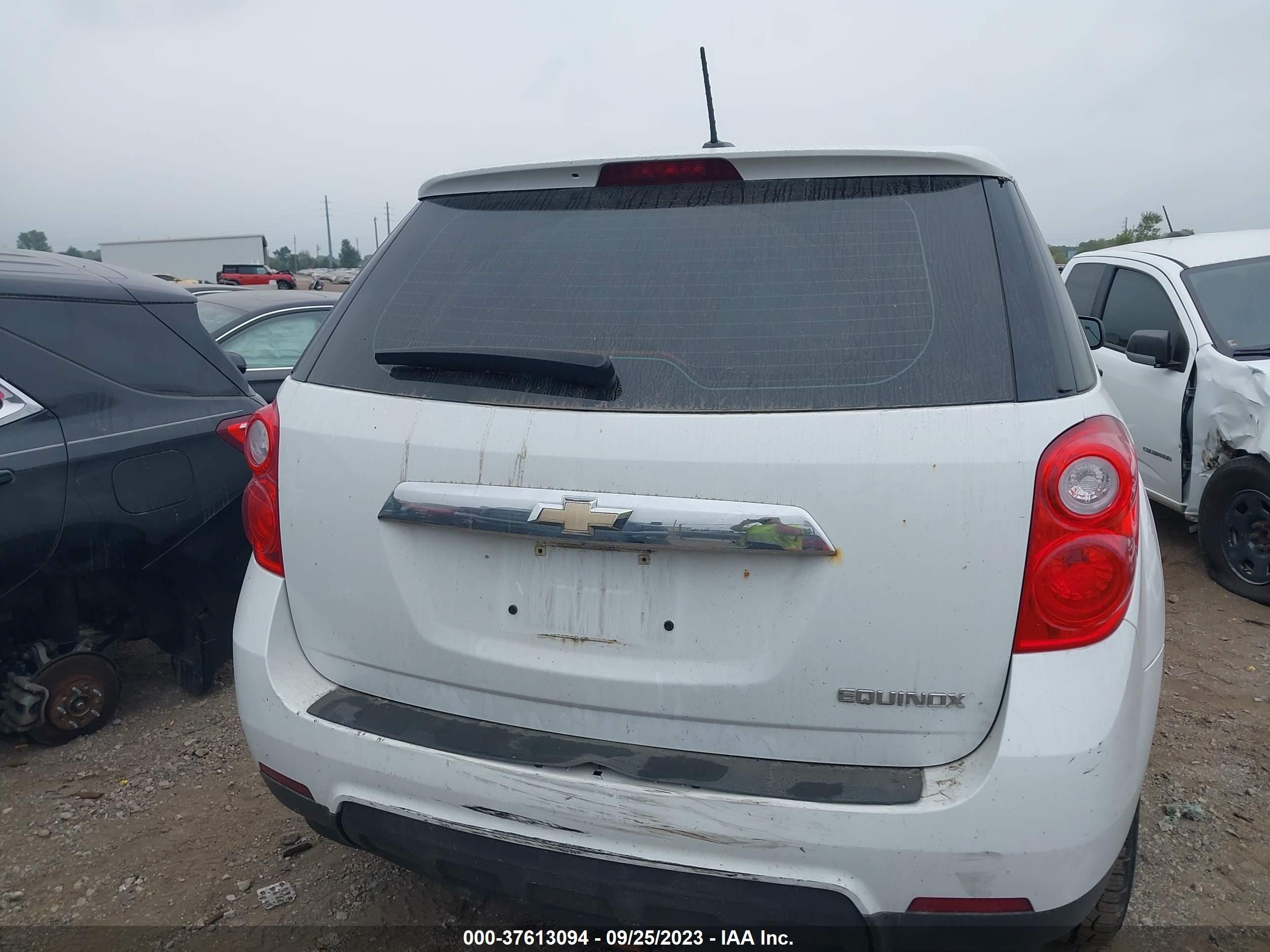 Photo 15 VIN: 2GNALAEK8F6338958 - CHEVROLET EQUINOX 