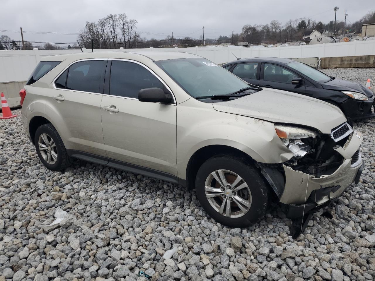 Photo 3 VIN: 2GNALAEKXE1134335 - CHEVROLET EQUINOX 