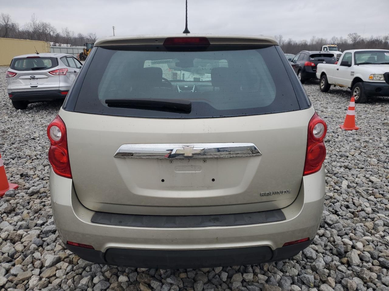 Photo 5 VIN: 2GNALAEKXE1134335 - CHEVROLET EQUINOX 