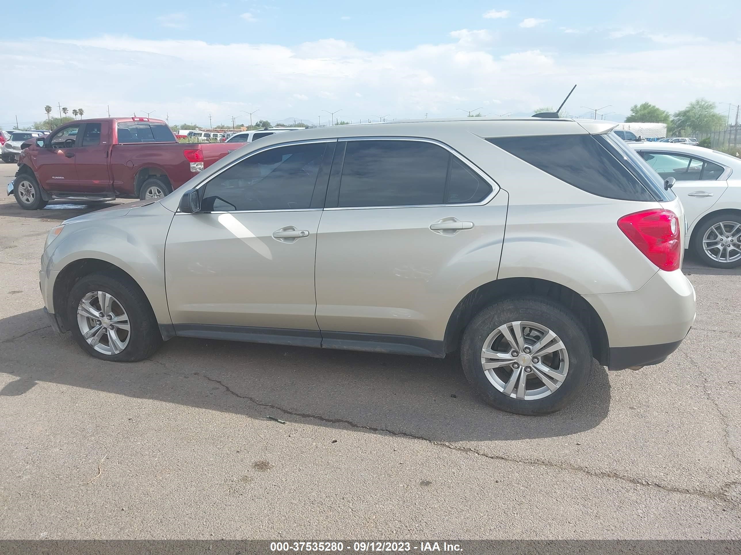 Photo 13 VIN: 2GNALAEKXF1124812 - CHEVROLET EQUINOX 