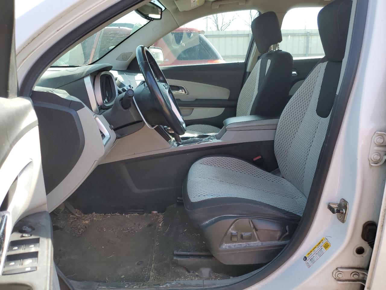 Photo 6 VIN: 2GNALBEC6B1181145 - CHEVROLET EQUINOX 