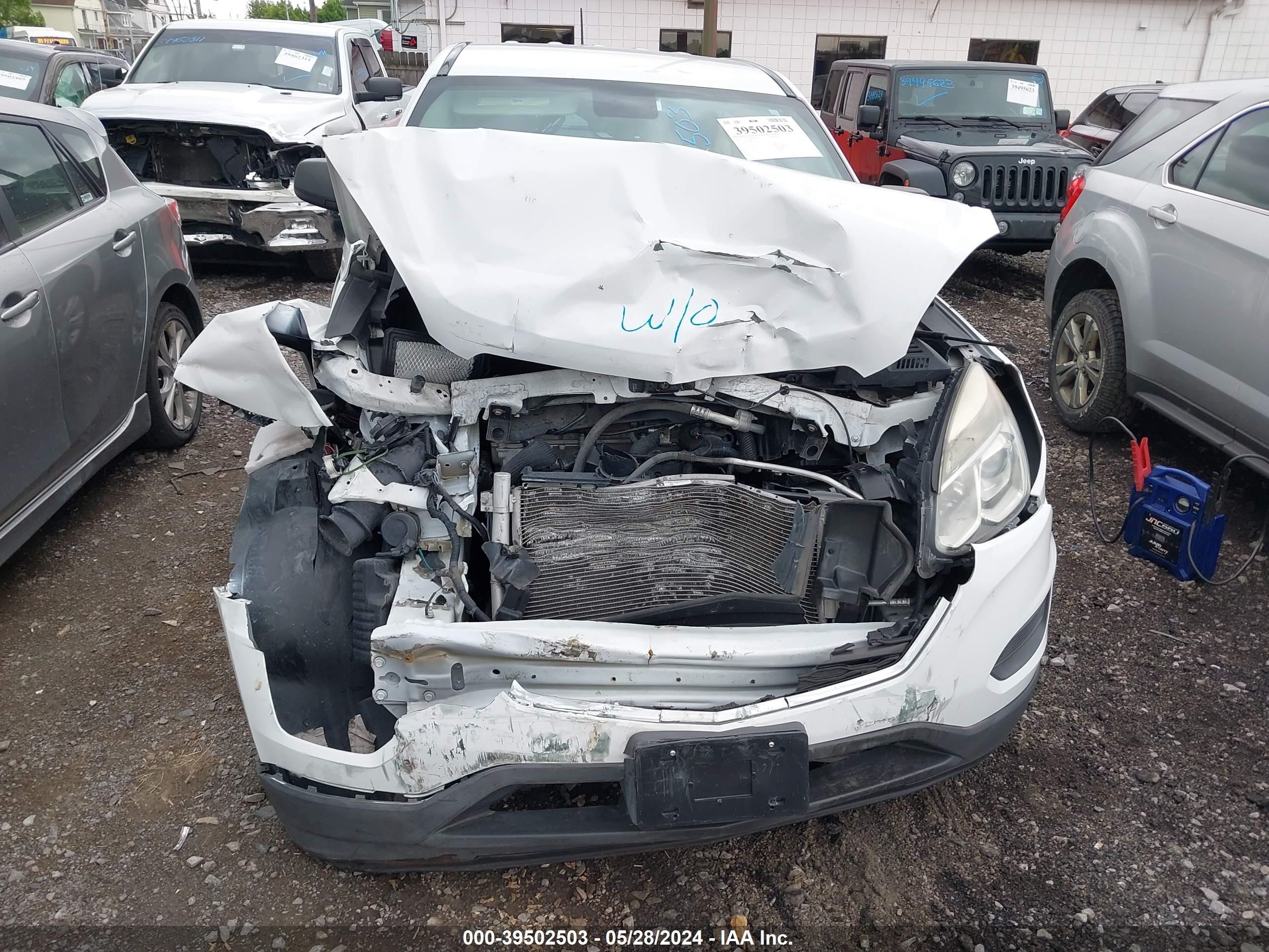 Photo 5 VIN: 2GNALBEK0G1115317 - CHEVROLET EQUINOX 