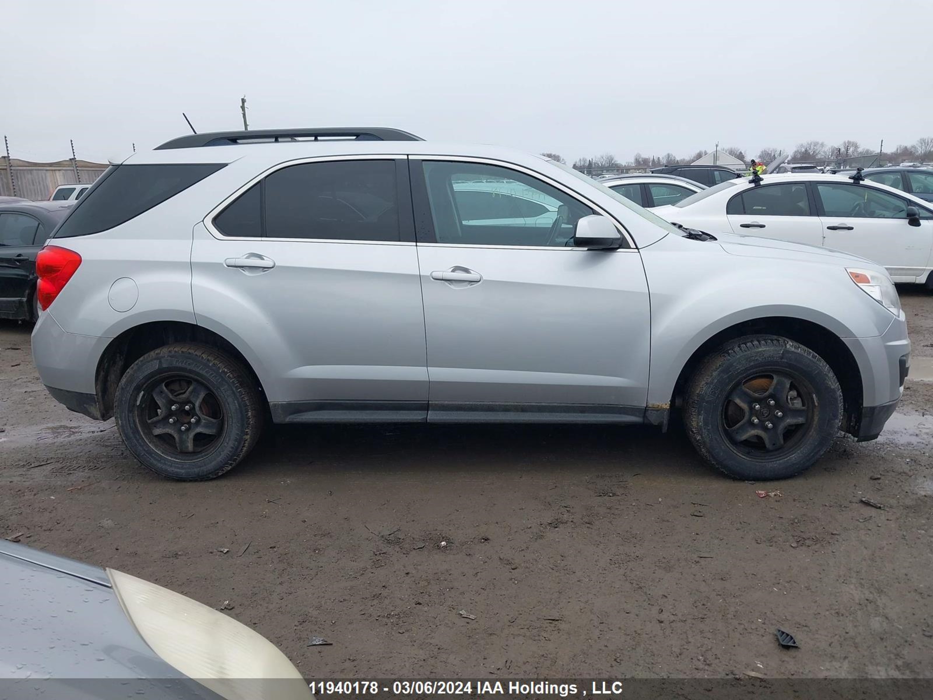 Photo 12 VIN: 2GNALBEK1F6340654 - CHEVROLET EQUINOX 