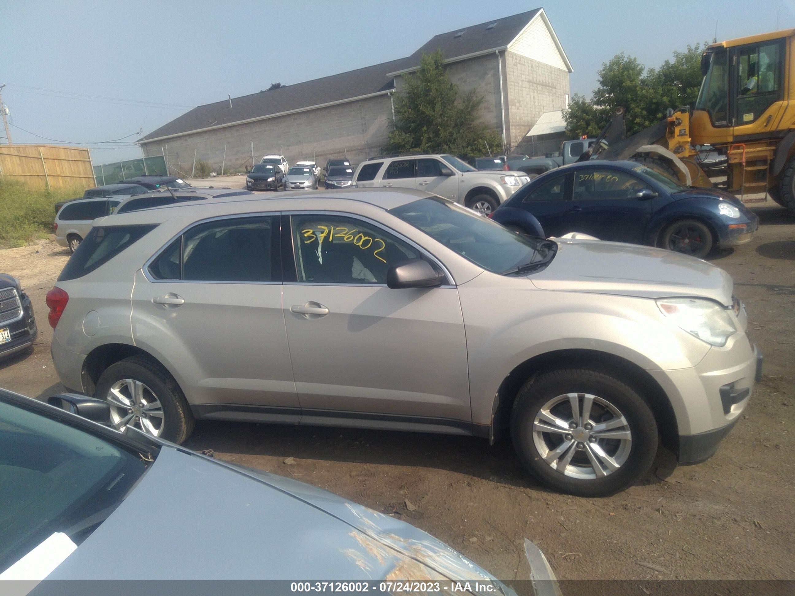 Photo 12 VIN: 2GNALBEK2C1215994 - CHEVROLET EQUINOX 